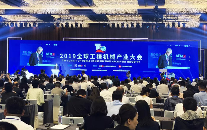 双喜临门！开云官方版在线入口-开云（中国）联合囊括两项工程机械行业大奖